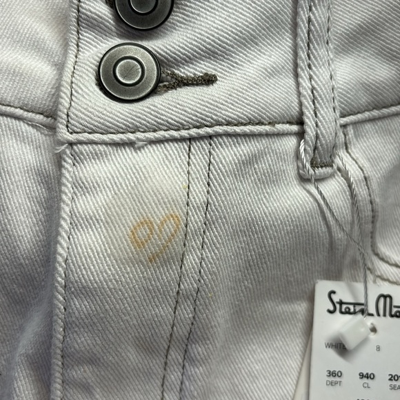 Fabulous Luxe Moda white jeans with zippers at bottom with incredible beading. 8 - Picture 6 of 6